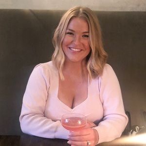 Meet your Posher, Avery
